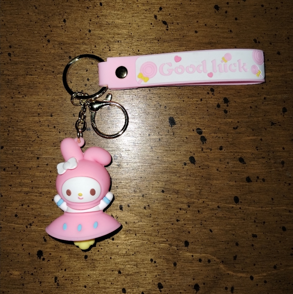 Hello Kitty Keychains - Picture 7 of 7